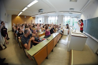 Europa Debatte an der Uni Wien: Ist Lobbying Betrug am Bürger?